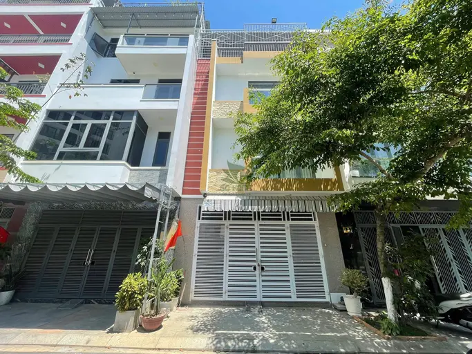 House, 300 м², South, Nha Trang